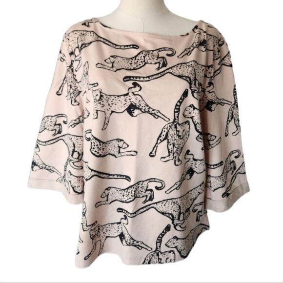NWOT H&M Peach Cheetah Shirt - Size Medium - Picture 1 of 8
